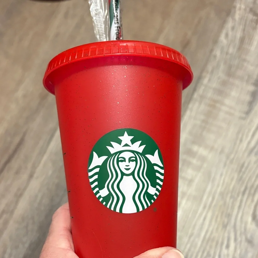 ✨ Starbucks Red glitter Tumbler with Straw